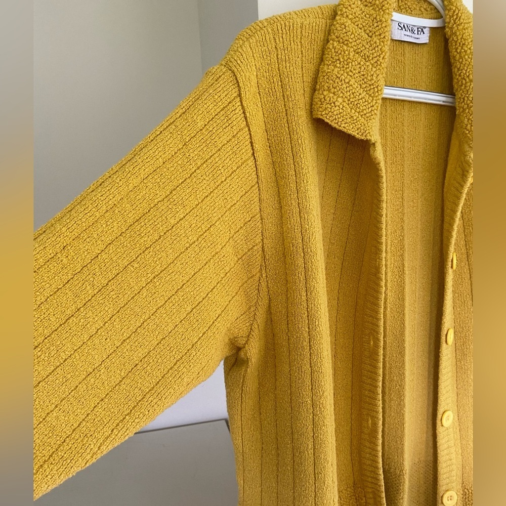 Women's Cardigan - Picture 13 of 13